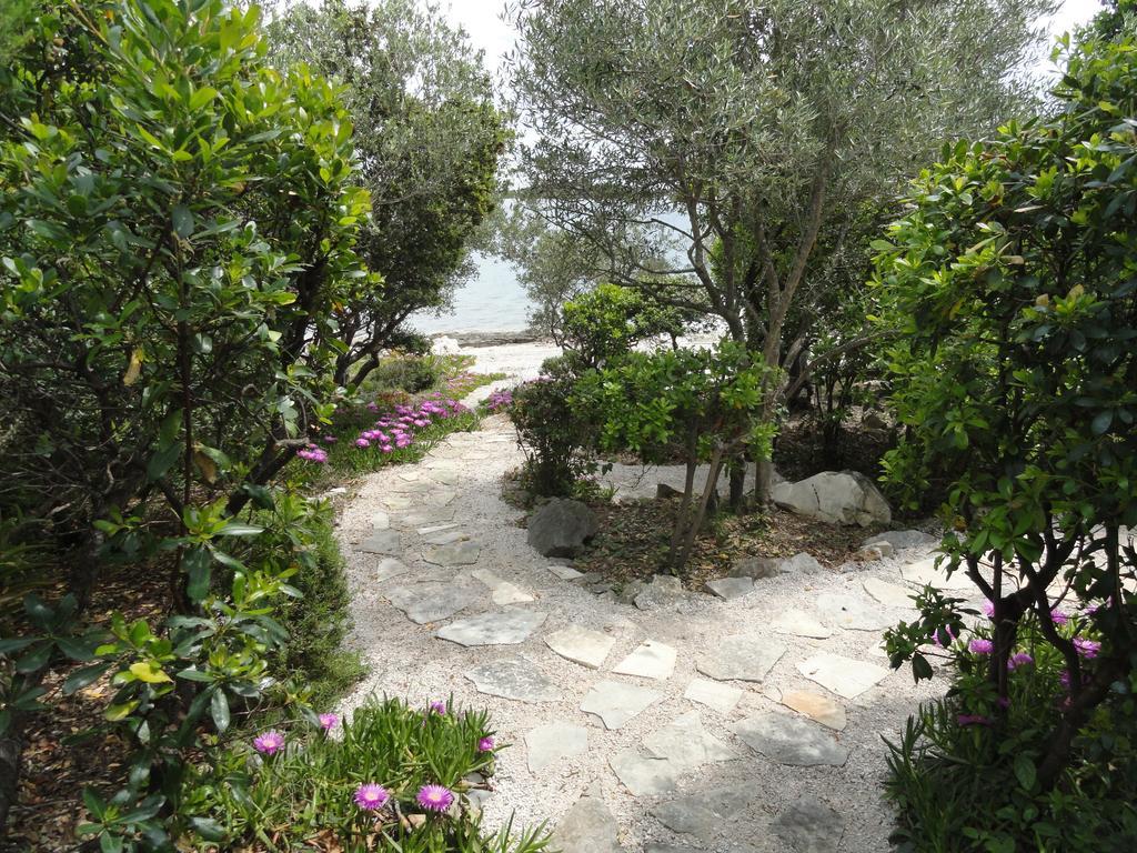 Apartments Grbin (Adults Only) Lumbarda Exterior photo